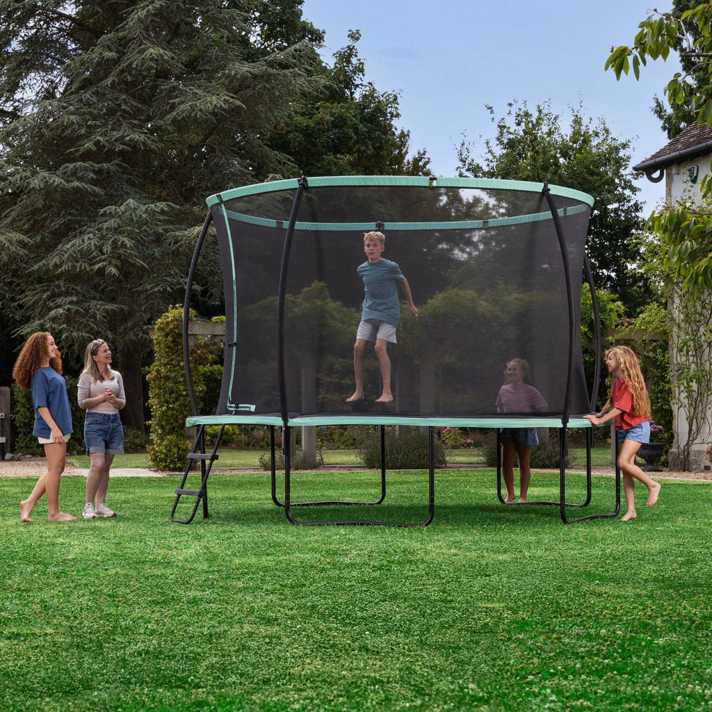 Xtreme Air 12ft Trampoline, Ladder & Enclosure