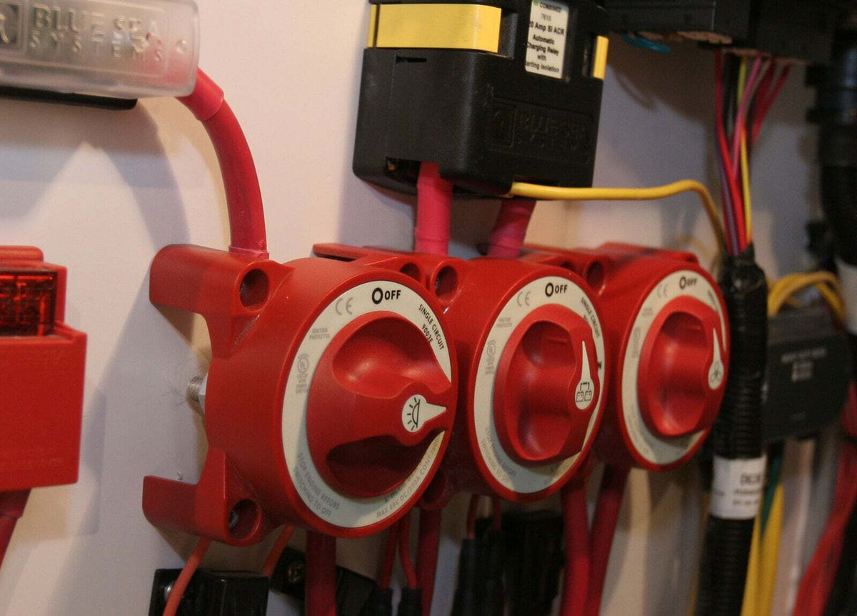 Blue Sea 350A Red e-Series On Off Battery Switch