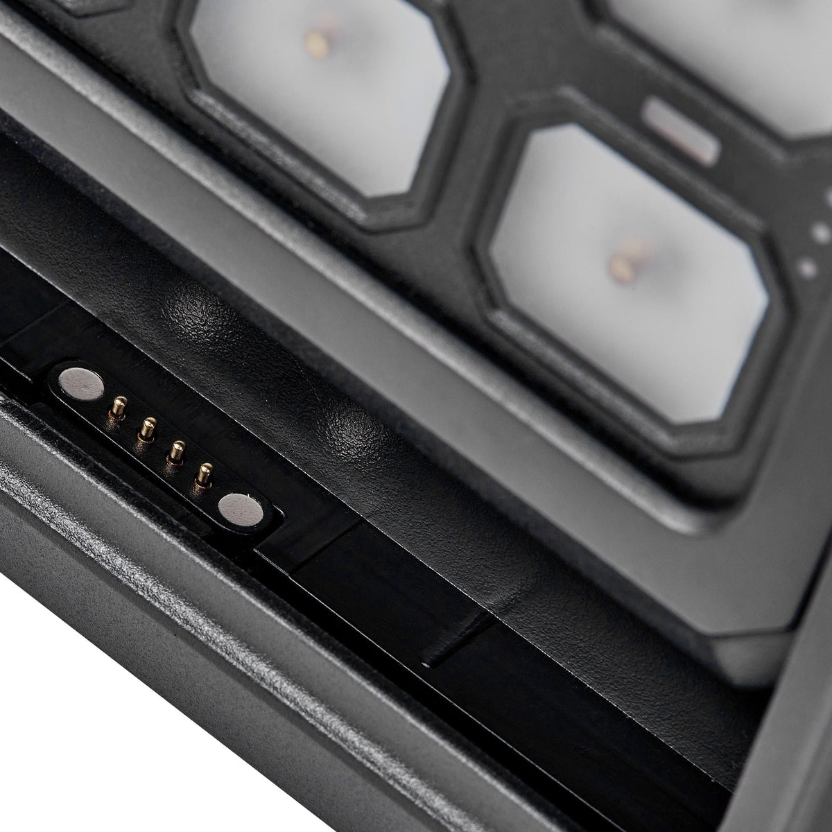 KickAss 12/24V 8 Gang Wireless Switch Panel with Magnetic Charging Cradle - MKII