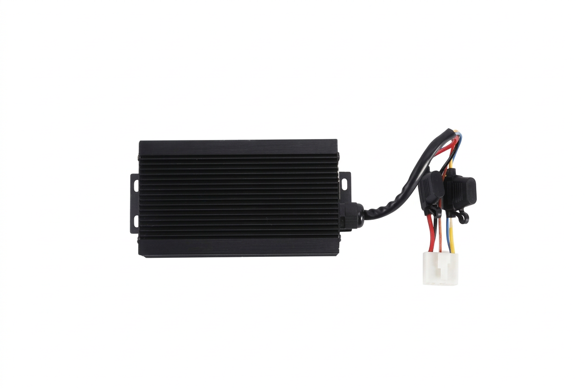 DC Converter 40-72V to 12V 25A + Harness (CV7526)