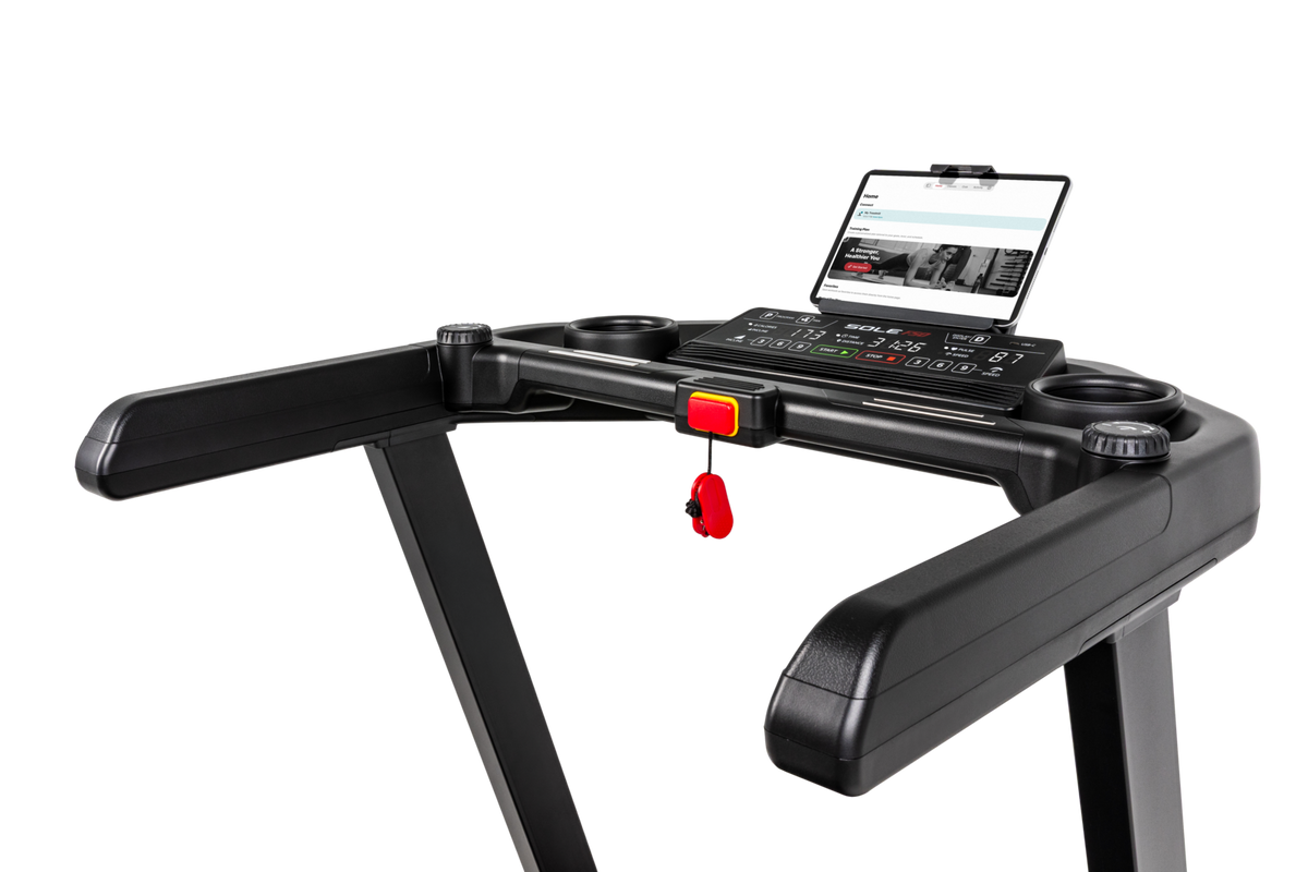 SOLE F50 Treadmill