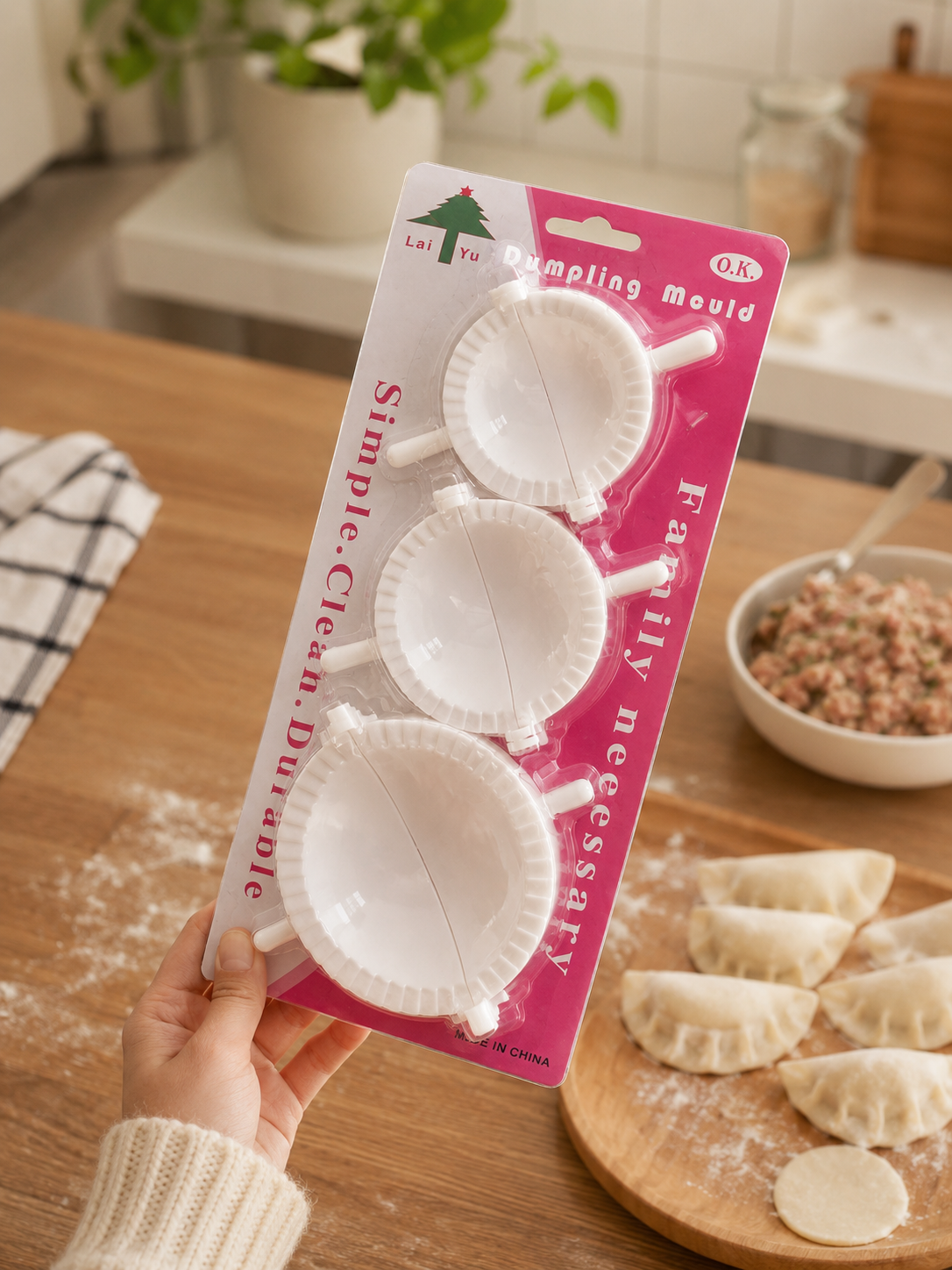 9PCS Dumpling Maker Mould Press DIY Dumpling Ravioli Pastry Wrapper Kitchen Tool