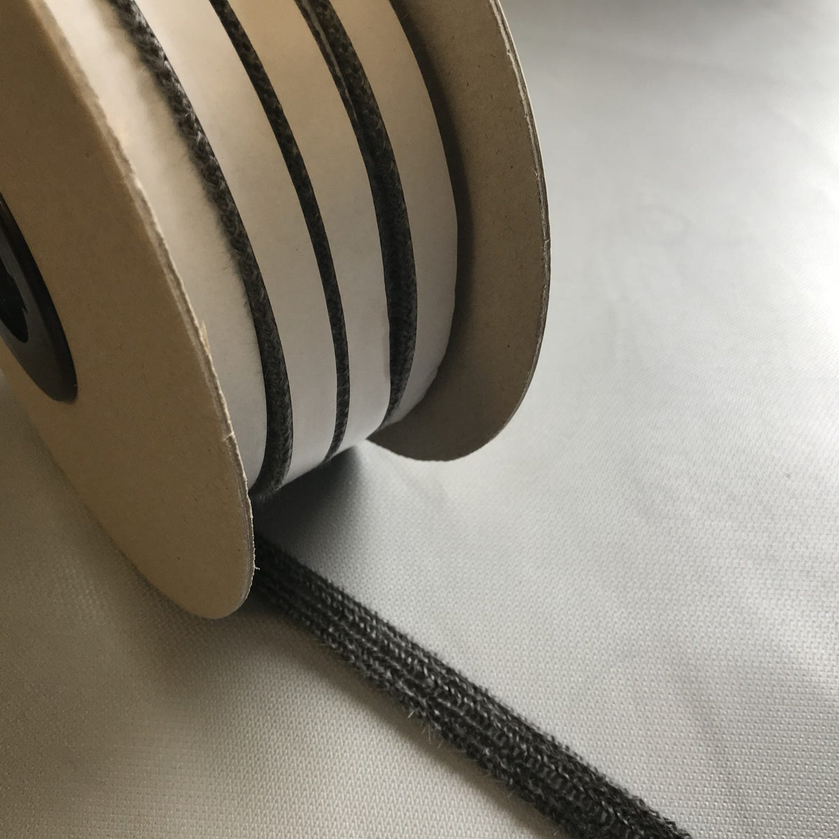 Stove Rope Thermal Seal Tape – Heat Resistant Self-Adhesive Seal (25m Rolls)