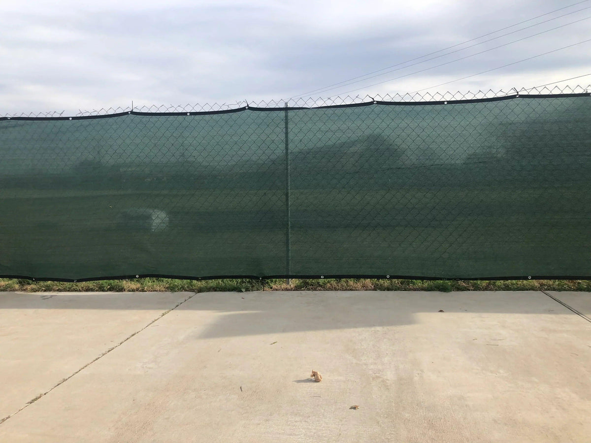 90% Green Privacy Fence 4' x 50'
