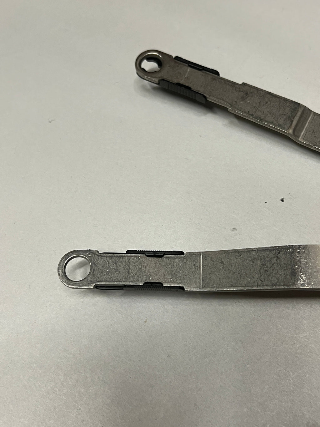 207 Amesbury Truth Encore Sill Mount Awning Operator