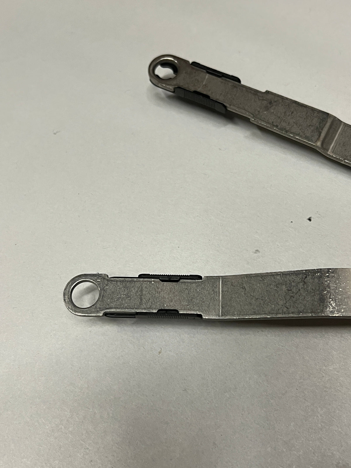 207 Amesbury Truth Encore Sill Mount Awning Operator