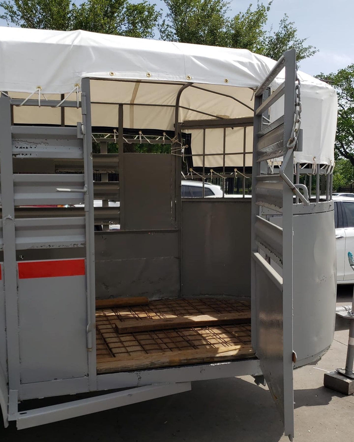 CATTLE TRAILER TARP