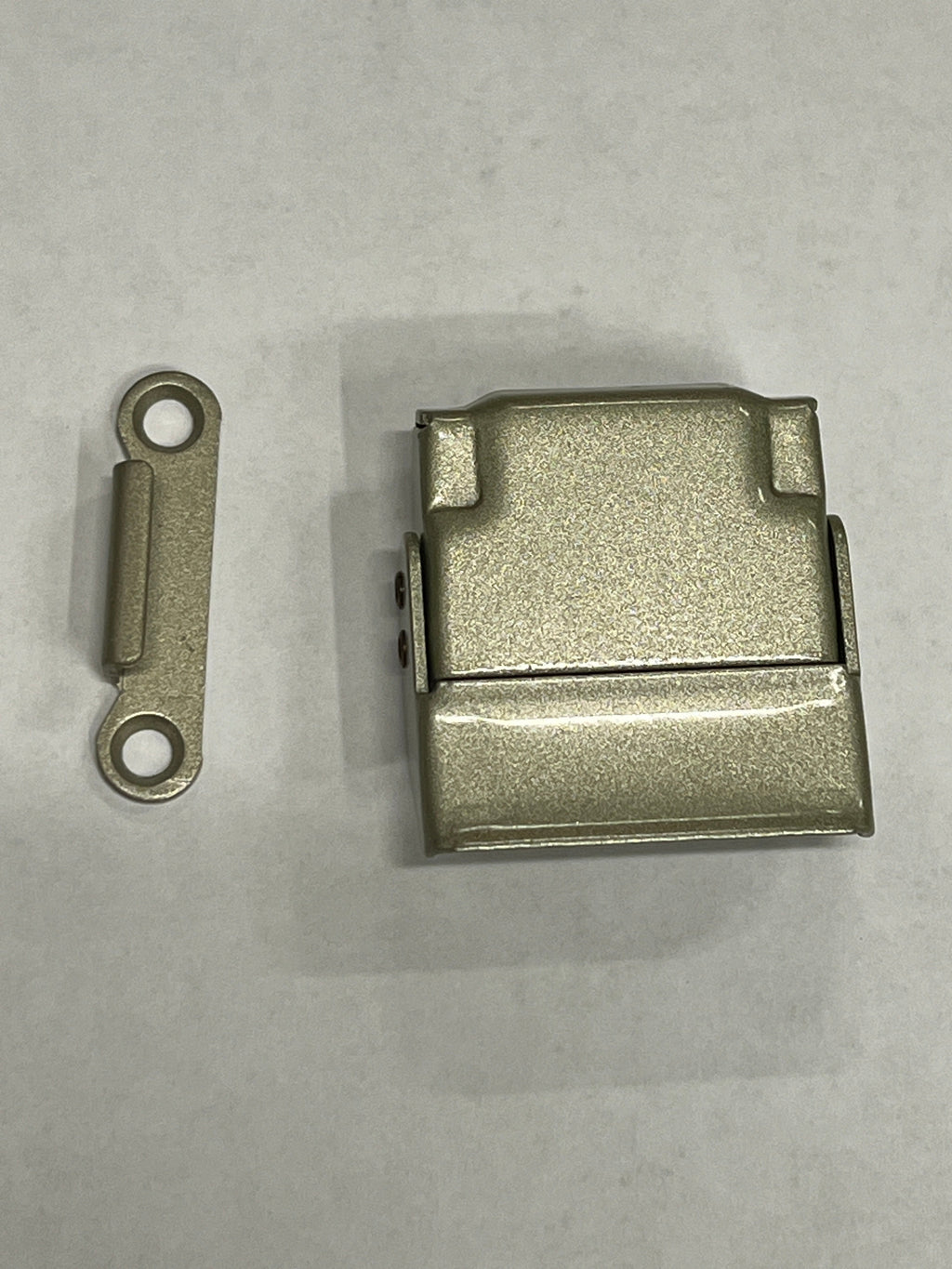 311 Toggle Lock wtih Keeper - Old Style