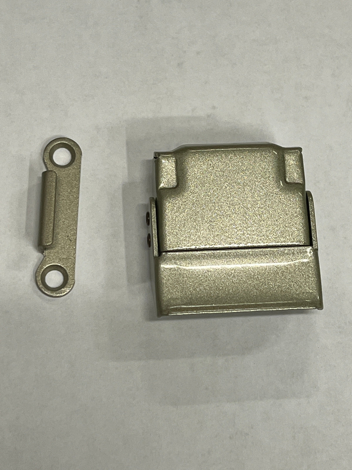 311 Toggle Lock wtih Keeper - Old Style