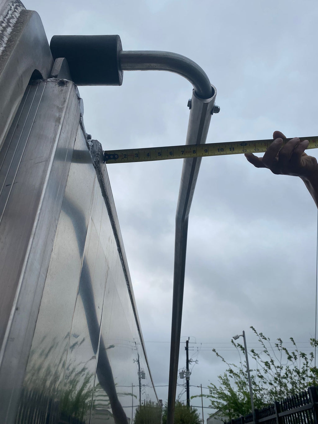 BULLETPROOF ARM 12’ L WITH 18” BENT