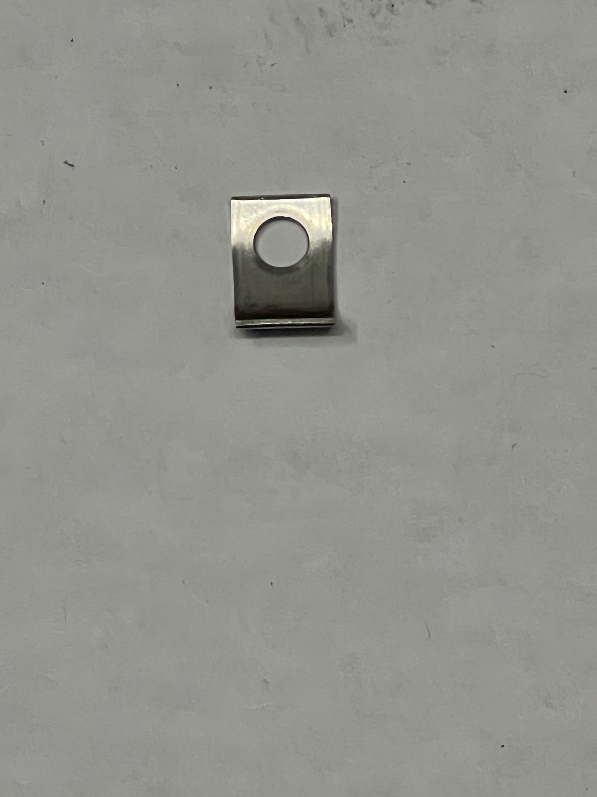 C2011 CLAMP WASHER ANGLED F/CASEMENT