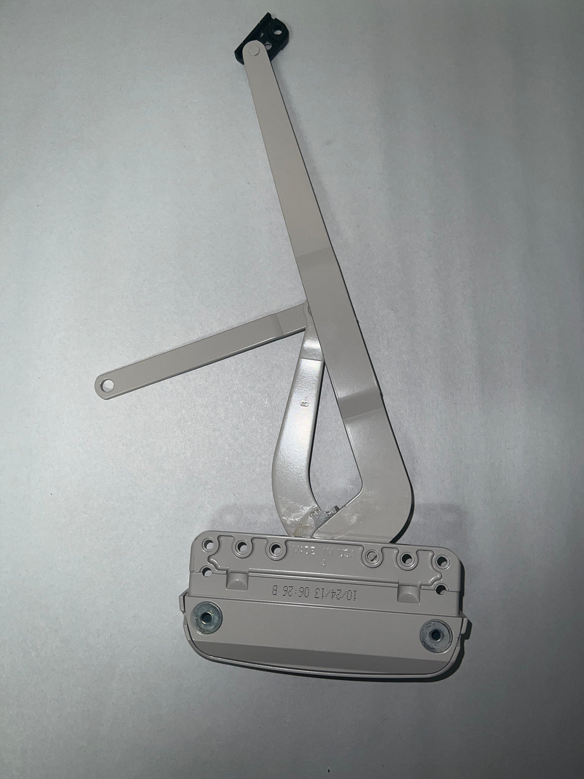 Amesbury Truth Maxim DLX Casement Dual Arm Low Profile Operator