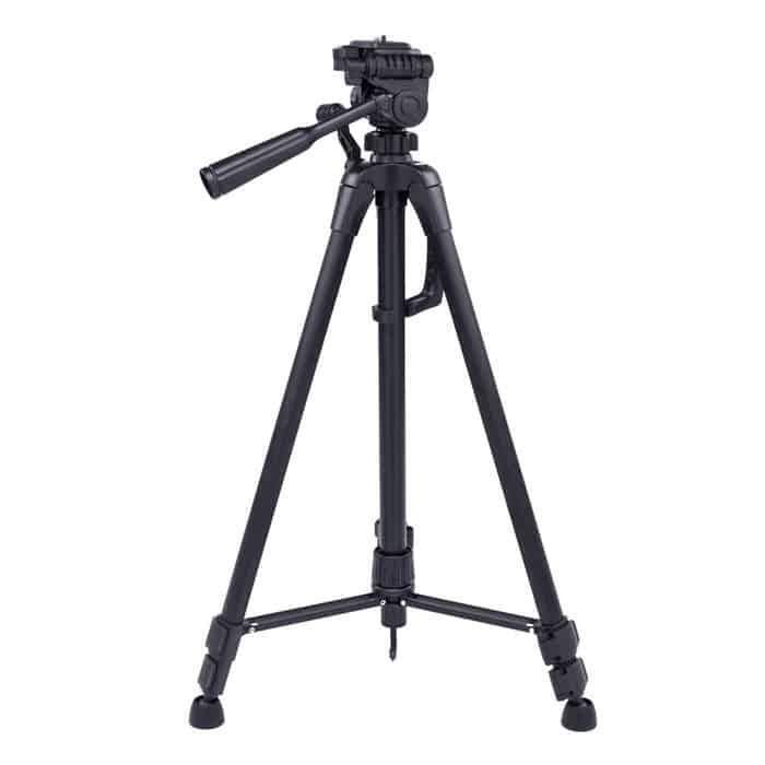 KickAss Projector Bundle with 100" Eyelet Screen, Tripod & Case