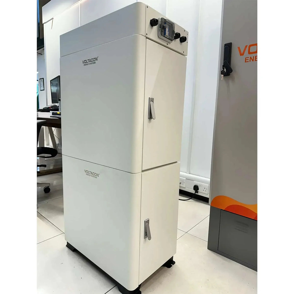 Lithium Battery Cabinet 15kWh 48V | Pylontech US2000C