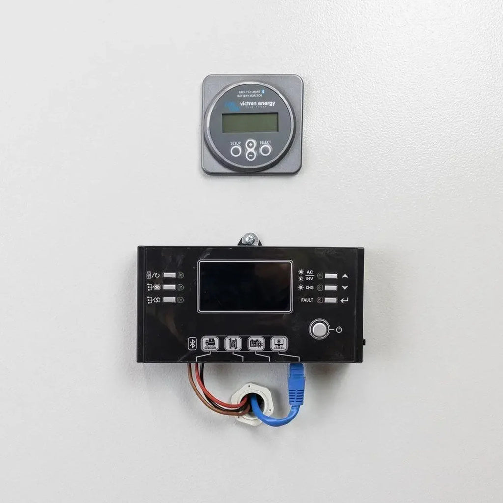 3kW Off-Grid Inverter Charger Cabinet 24V | Silent Power 3024-S-P