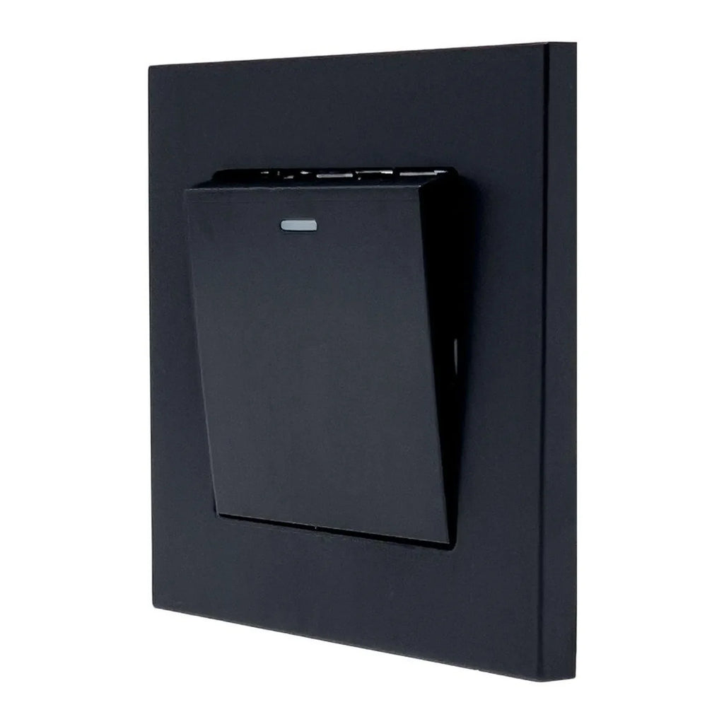 16AX 1-Gang 2-Way Light Switch Black | Ledison