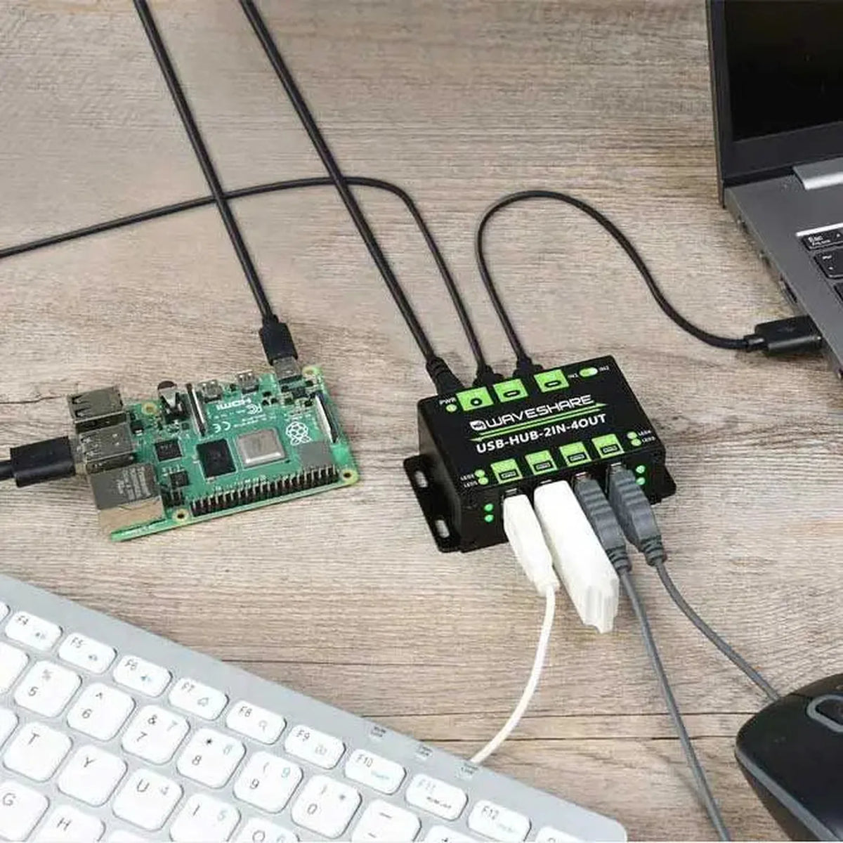 Heavy Duty USB Hub 4-Port Switchable Dual Host | Waveshare