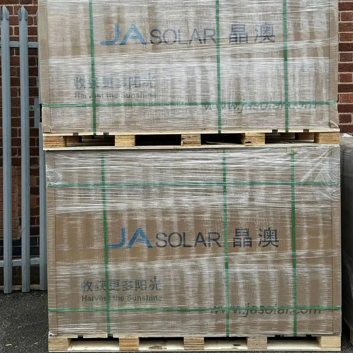 JA Solar 465W Full Black Solar Panel Pallet of 10 | JAM54D41-465/LR