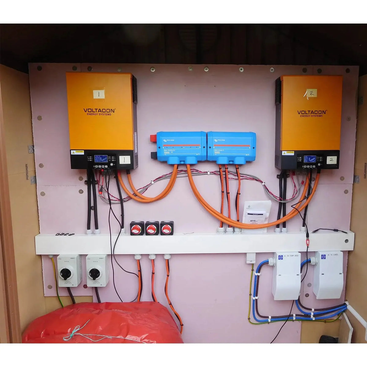 5kW Off Grid Solar Inverter Charger 48V 100A MPPT | Conversol V7