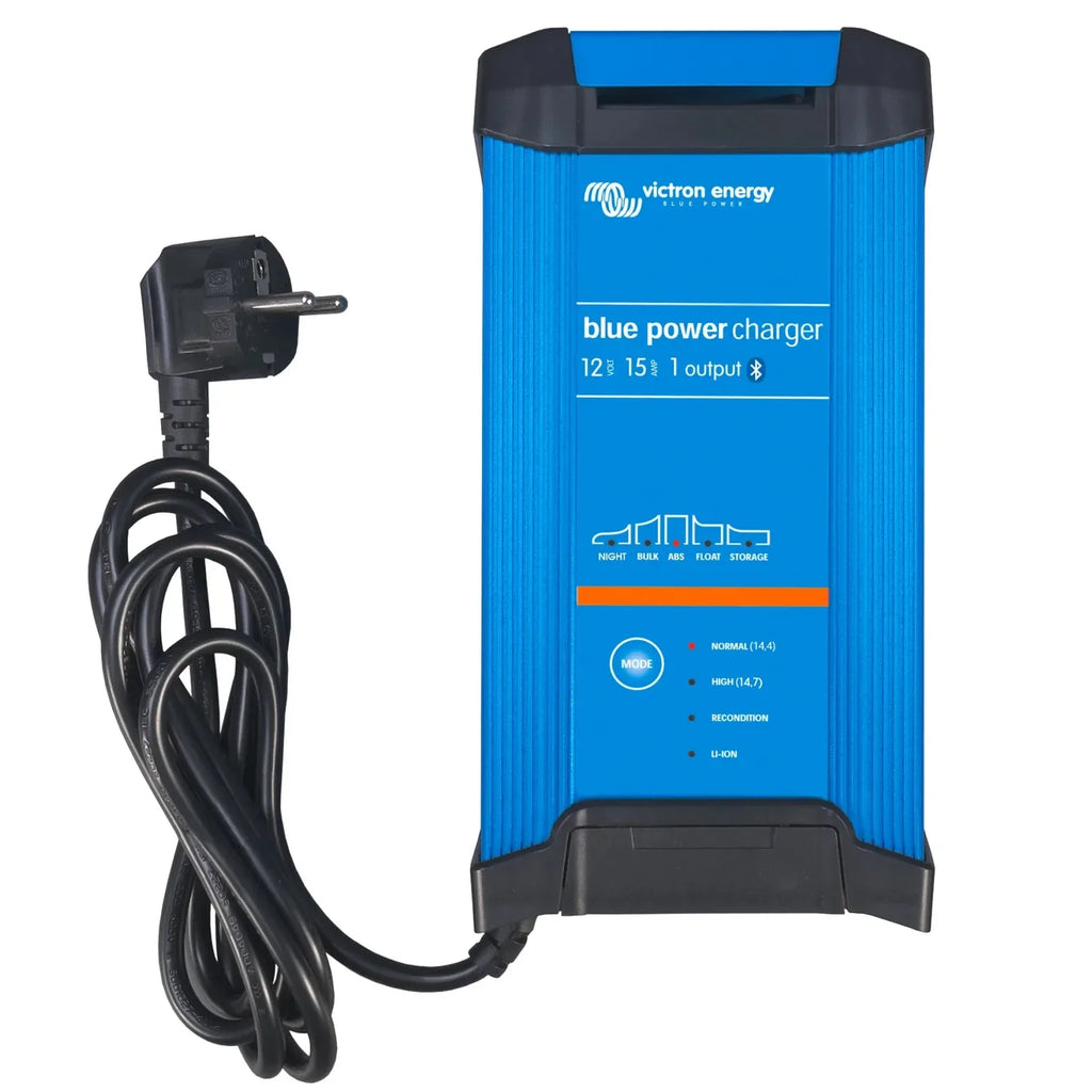Victron Blue Smart IP22 Charger 12/15(1) 230V CEE 7/7 | BPC121542002