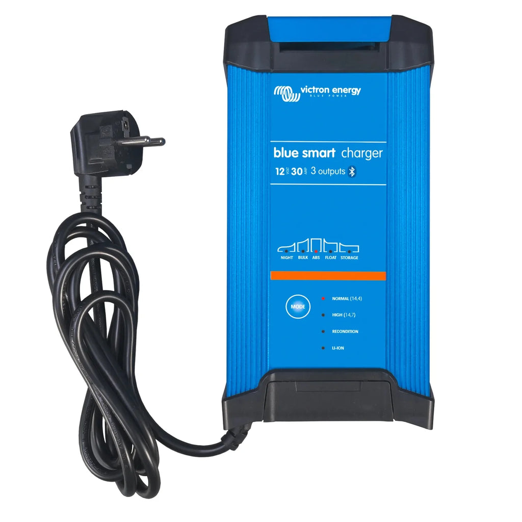 Victron Blue Smart IP22 Charger 12/30(3) 230V CEE 7/7 | BPC123048002