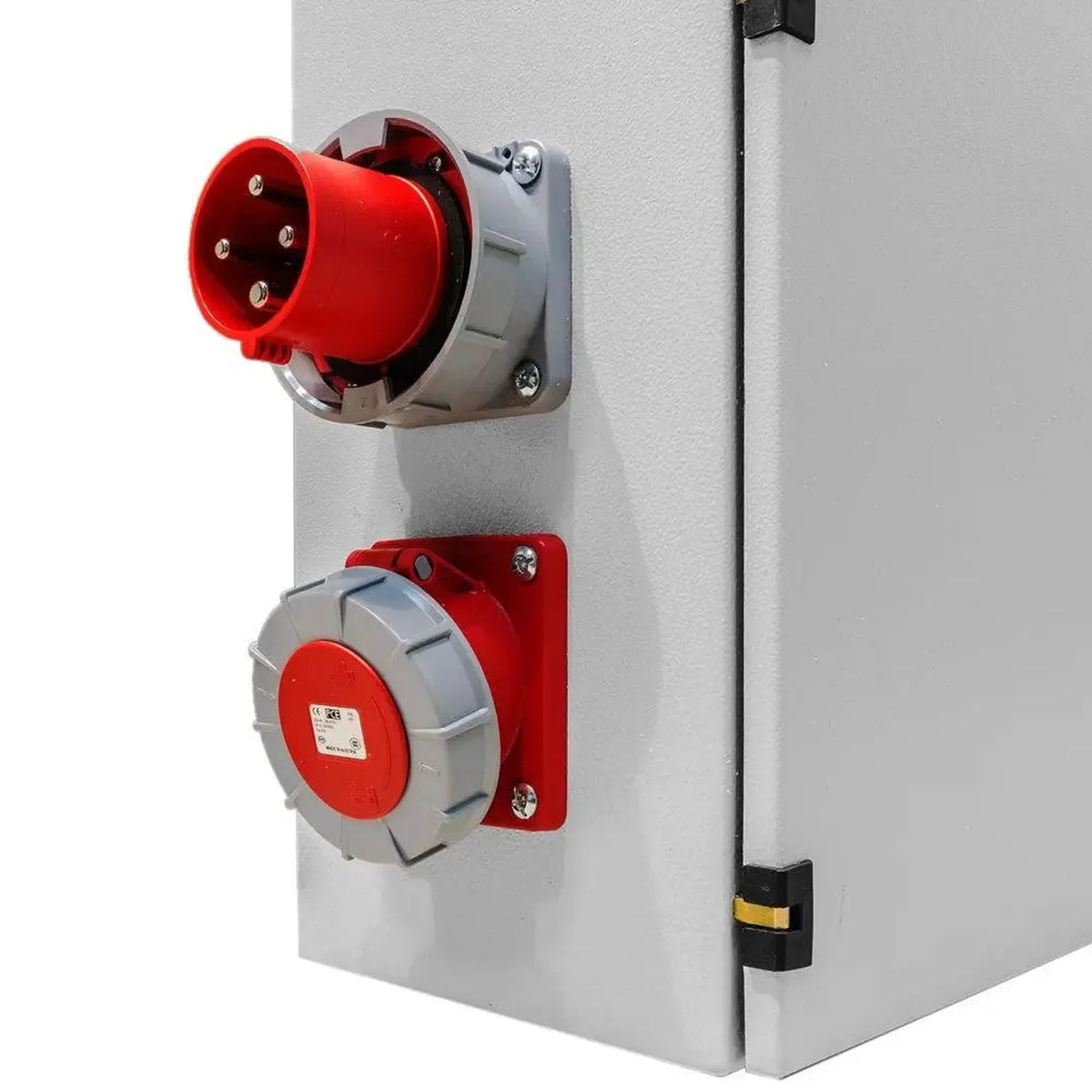 16kW Off-Grid Solar Control Cabinet 4 MPPT | Conversol MAX
