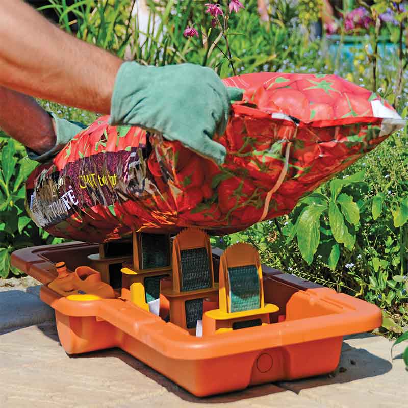 Hozelock Self-Watering Grow Bag with 15L Reservoir