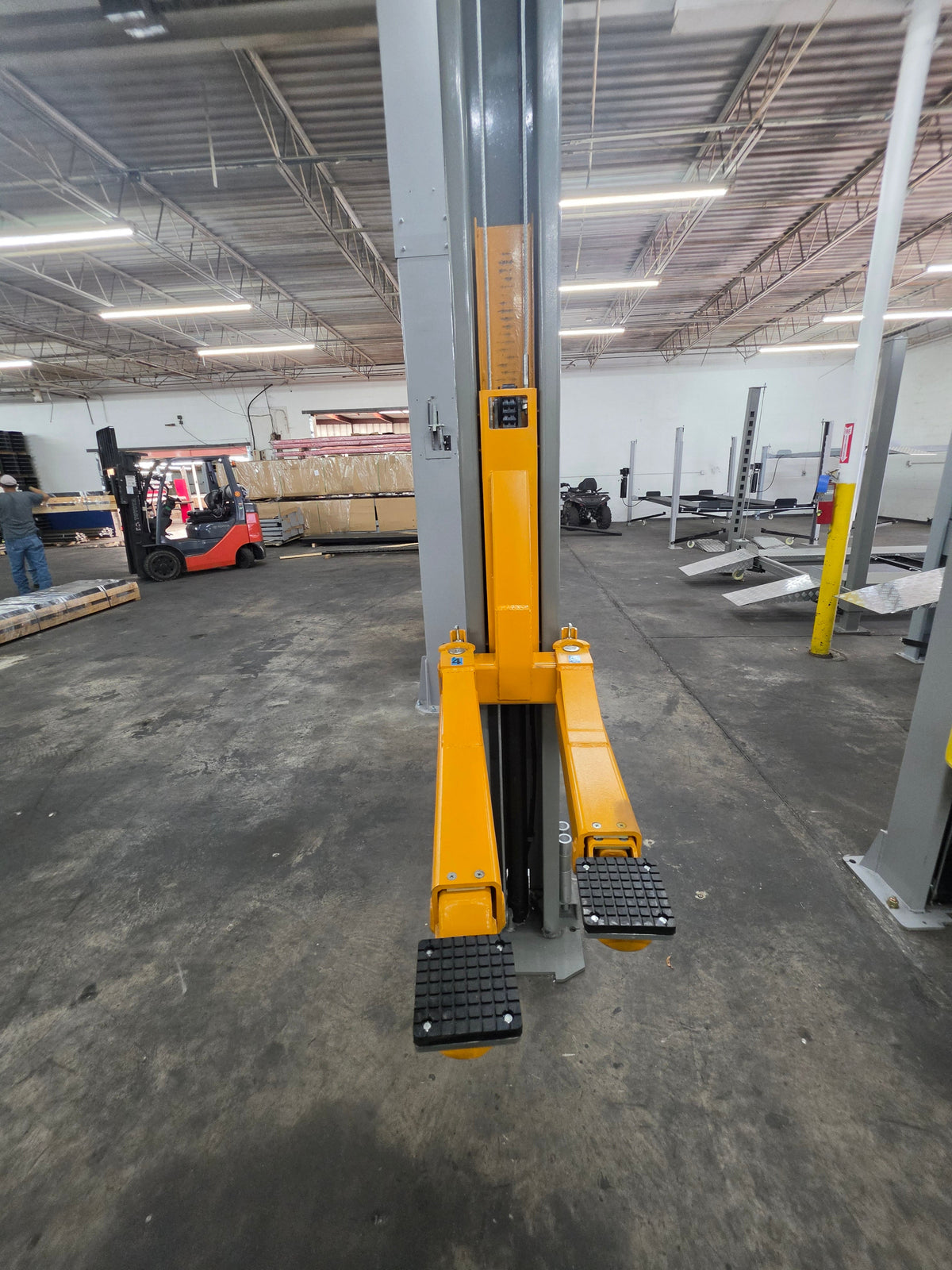 Triumph 11,000lb Capacity Overhead Two Post Lift - NTO-11A