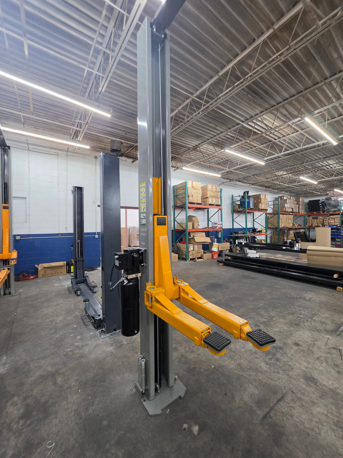 Triumph 11,000lb Capacity Overhead Two Post Lift - NTO-11A