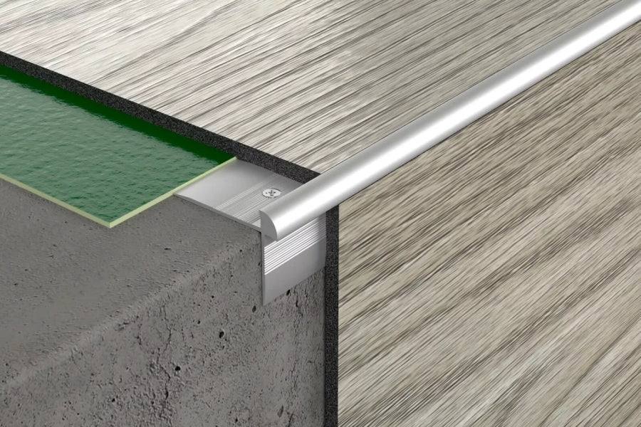Aluminium Stair Nosing Outer Corner 3 MM x 900 MM & 2500 MM Length Silver LVT Z3