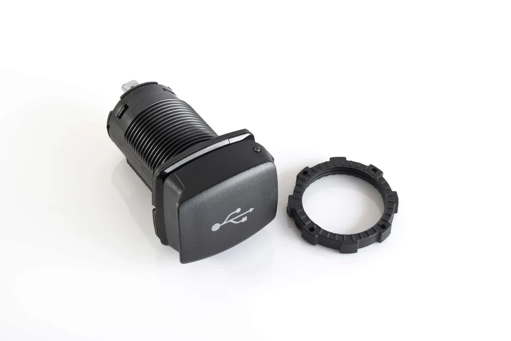 Scanstrut Flip Pro Fast Charge USB-A & USB-C Socket