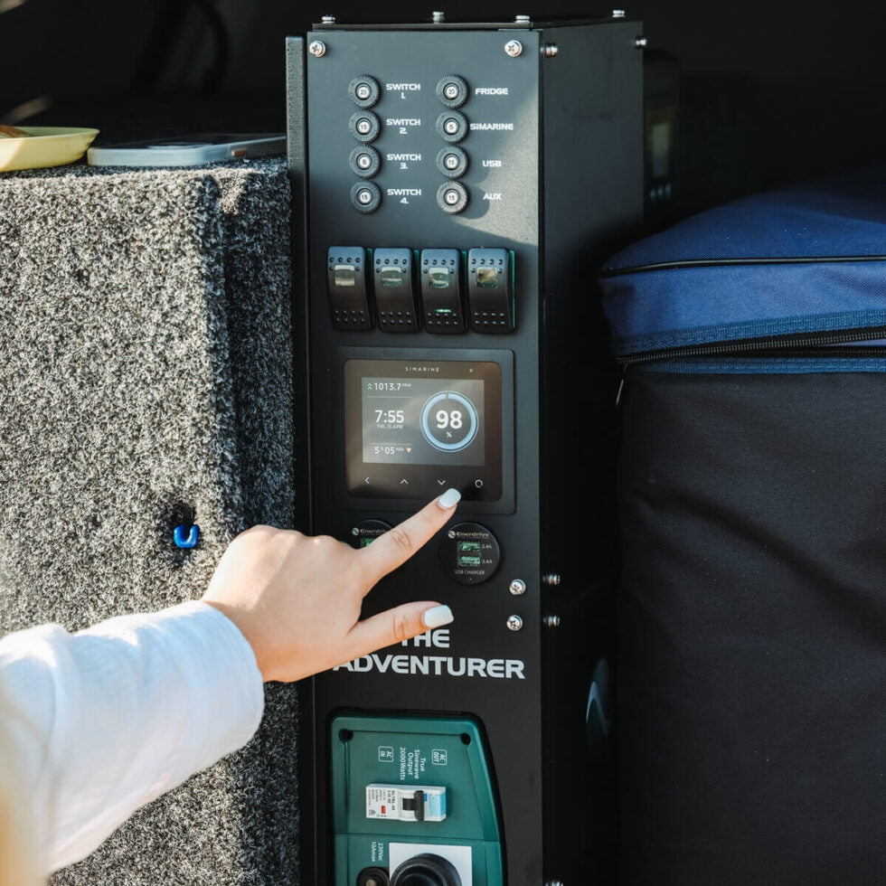 Enerdrive Left-hand 40AC 40DC 2000X + Simarine SCQ50 Adventurer Canopy Power System