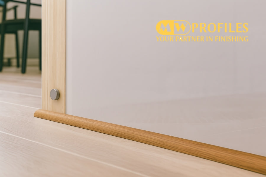 1m & 2.5m Length – uPVC 18mm Quadrant Trim Moulding Decorative Flooring Window Edge Beading Worktop Strip