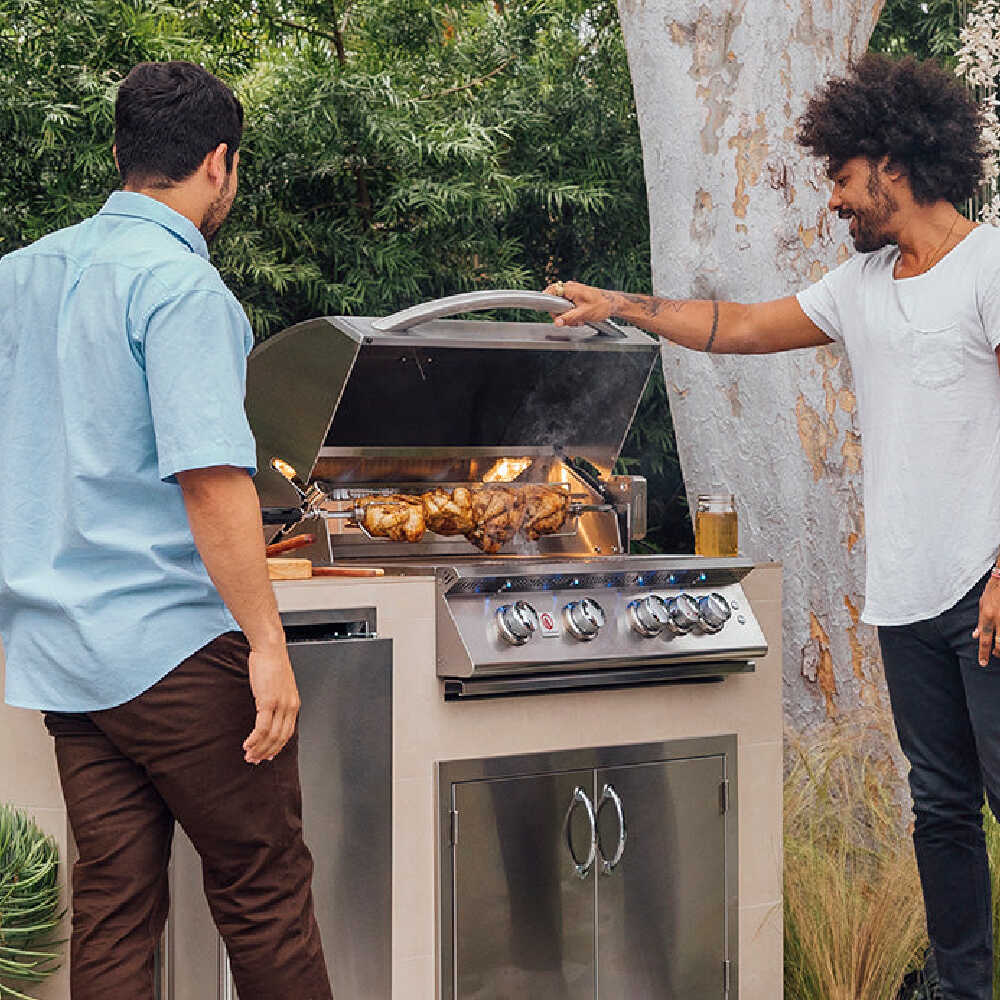 Summerset Sizzler Pro Built-In Gas Grill