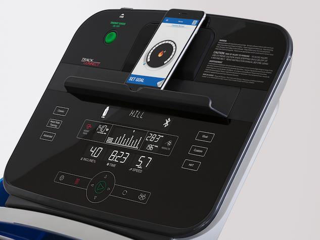 Life Fitness E1 Elliptical Cross Trainer with Track Connect 2.0 Console