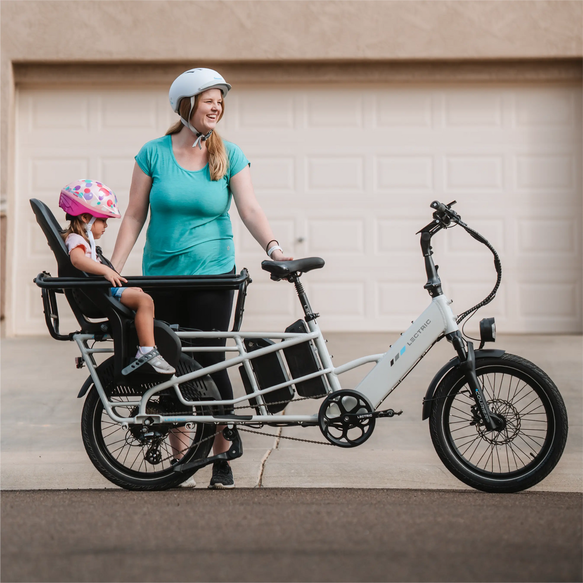 XPedition2 Stratus White Dual-Battery + FREE Running Boards, Cushions, Elite Headlight, Suspension Seat Post, Orbitor, XL Cargo Panniers ($744 Value)