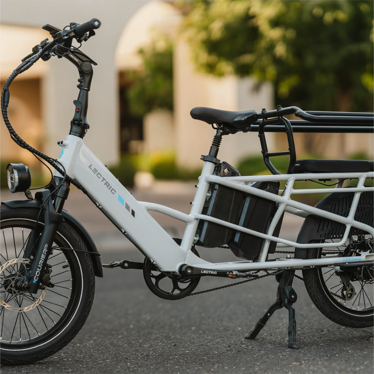 XPedition2 Stratus White Dual-Battery + FREE Running Boards, Cushions, Elite Headlight, Suspension Seat Post, Orbitor, XL Cargo Panniers ($744 Value)